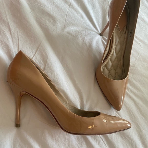 Brian Atwood- Nude Patent Leather Pump Heels - Picture 4 of 7